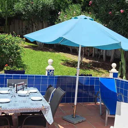 Villa 2 Bed - Sleeps 5 - Private Pool & Garden Nerja
