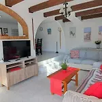 2 Bed - Sleeps 5 - Private Pool & Garden Villa *