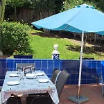 Villa 2 Bed - Sleeps 5 - Private Pool & Garden