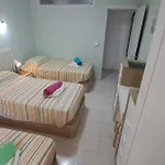 Villa 2 Bed - Sleeps 5 - Private Pool & Garden *